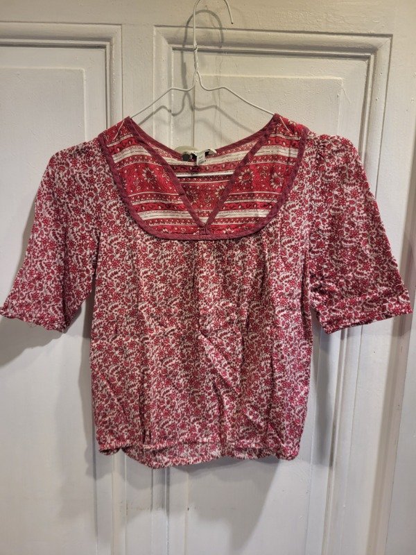 Producto - Camisola HTG floreada Talle 10 años - PRECIO: 16X