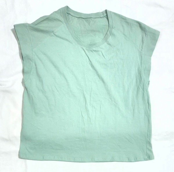 Producto - Remera lisa (verde)