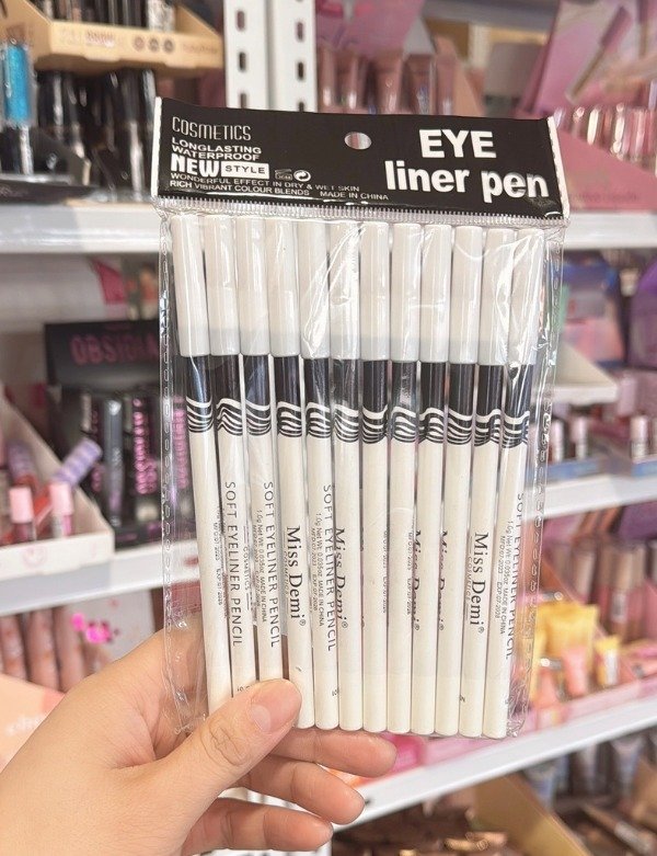 Producto - DELINEADOR SOFT EYELINER PENCIL