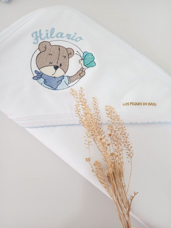 Producto - Manta con capucha osito celeste
