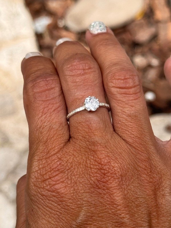 Producto - Anillo Flor cubic