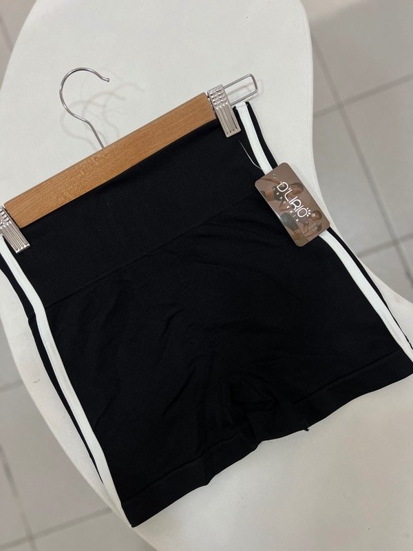 Producto - Calza con frunce detalle línea