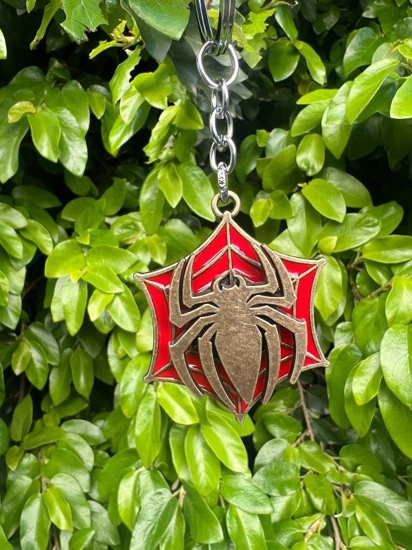 Producto - LLAVERO METAL GIRATORIO SPIDERMAN 1