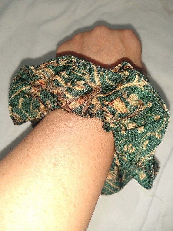 Producto - Scrunchie Flia Black