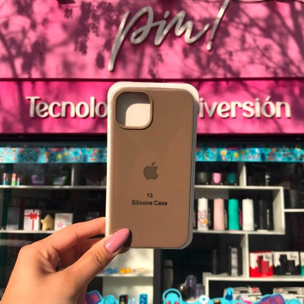 Producto - iPhone 13 Silicone Case Marrón