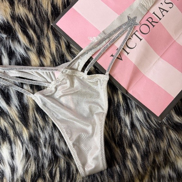 Producto - Less VS IX