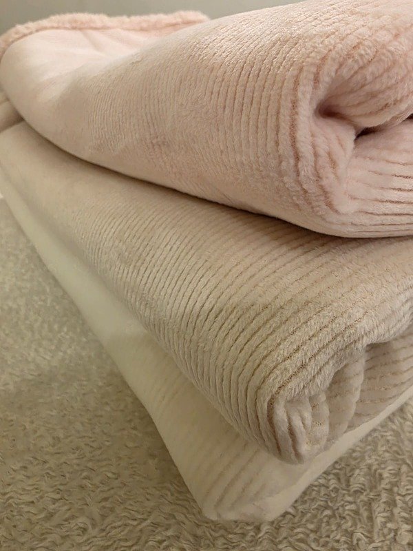Producto - Manta recibidora interior de peluche premium - 1