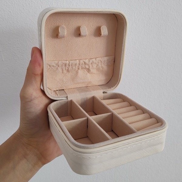 Producto - Alhajero crema 10x10x5cm