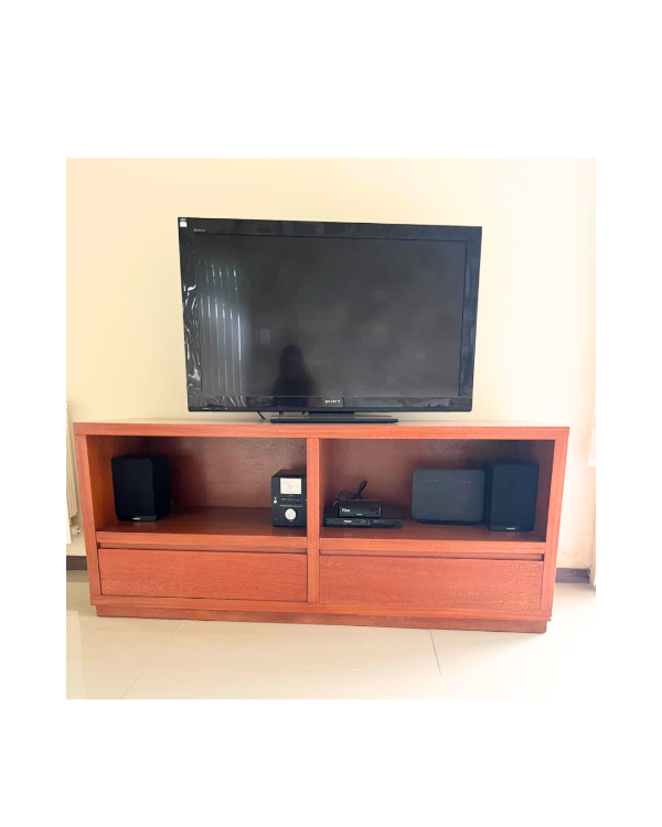 Producto - Rack de tv de madera	/ 65x150x45