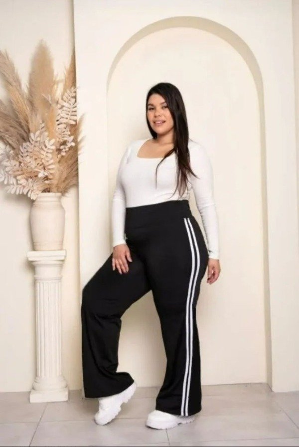 Producto - Calza Lineas Frizada Lycra Negro Ancha Tiro Alto 6 al 10