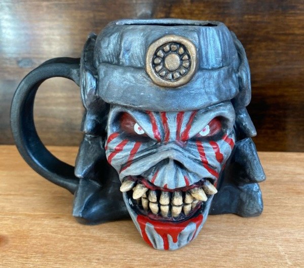 Producto - Taza Eddie Maiden