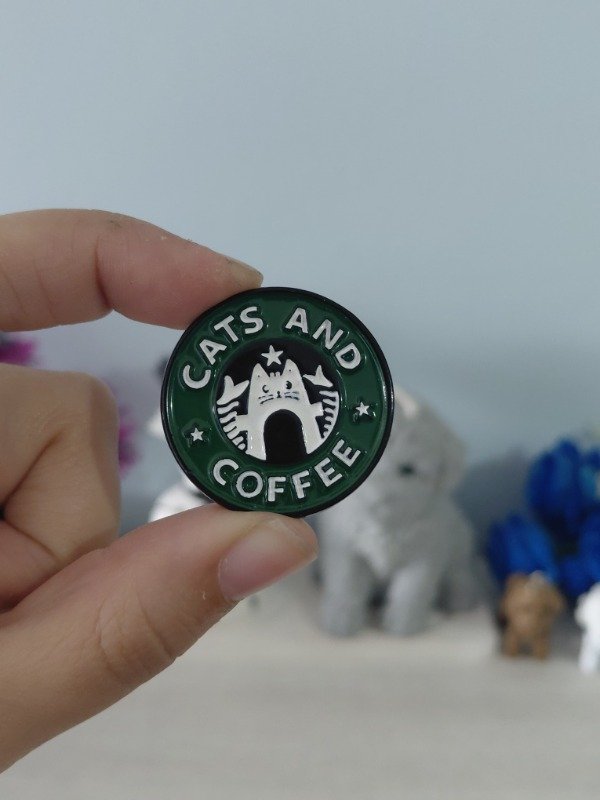 Producto - Pin metalizado - Cats and coffee #1860