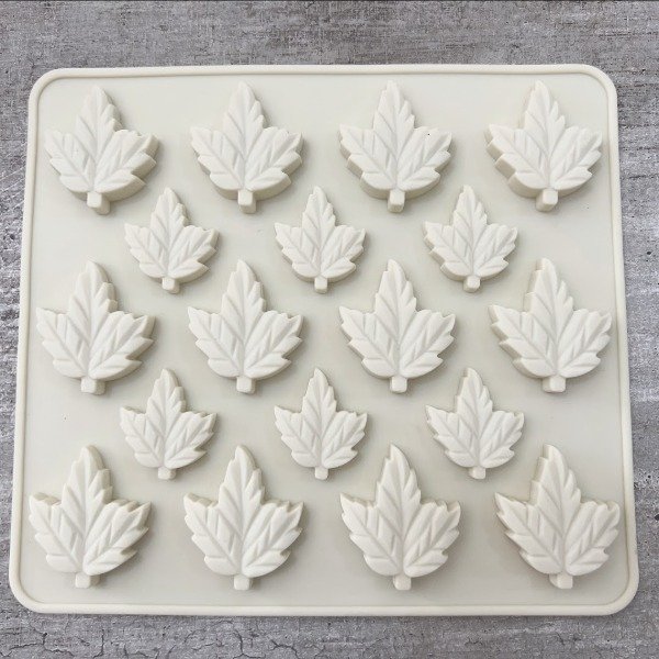 Producto - Molde hojas otoño x18