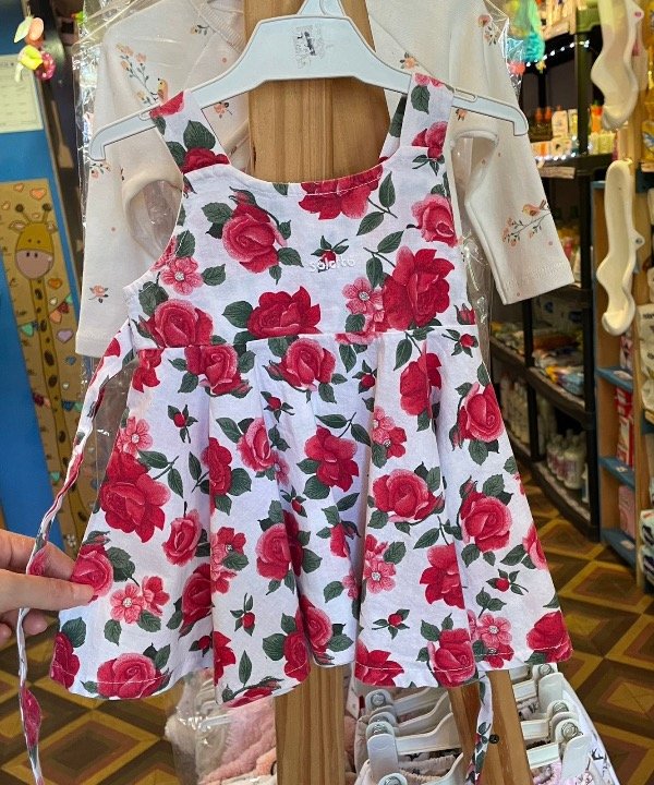 Producto - Vestido solcito de rosas con volados y botones talle 2