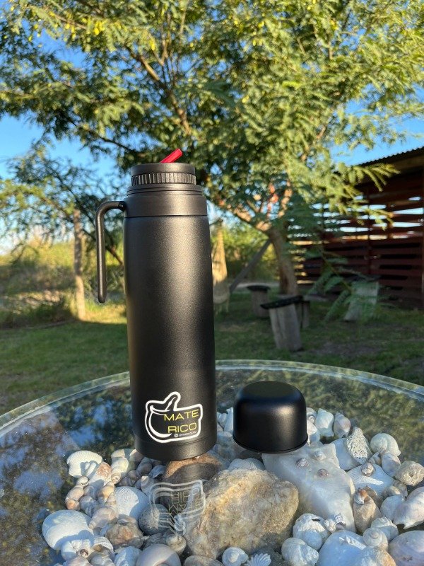 Producto - TERMO MEDIA MANIJA NEGRO