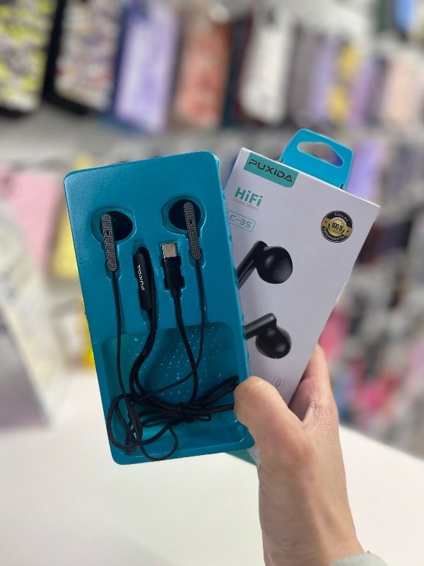 Producto - Auriculares entrada C con cable