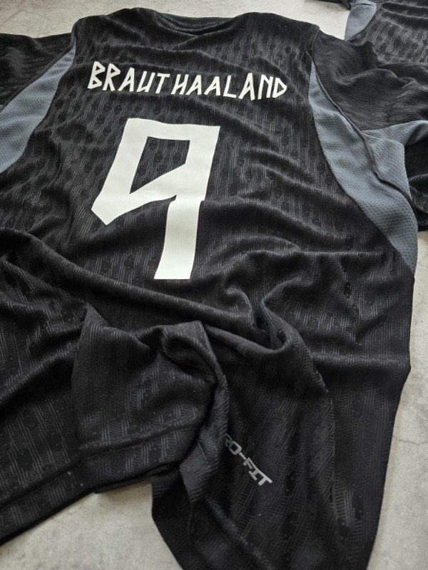 Producto - Camiseta Selección Noruega Alternativa Haaland Niño PREMIUM - 4