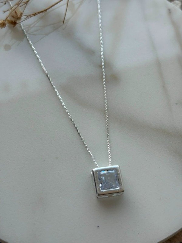 Producto - Collar Susano cubo - 2