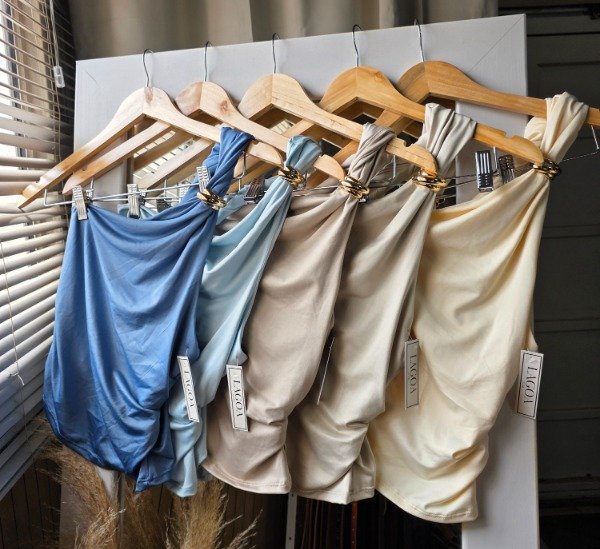 Producto - BL16 blusa un hombro piedra