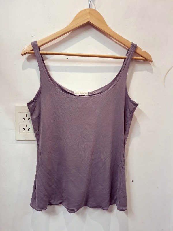 Producto - Musculosa CLARA IBARGUREN