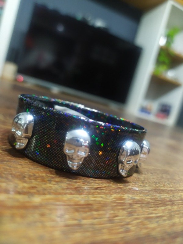 Producto - Pulsera calaveras glitter gris