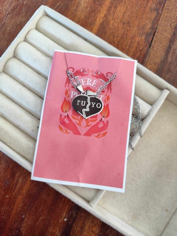 Producto - Collar corazón tu y yo. Acero quirúrgico.