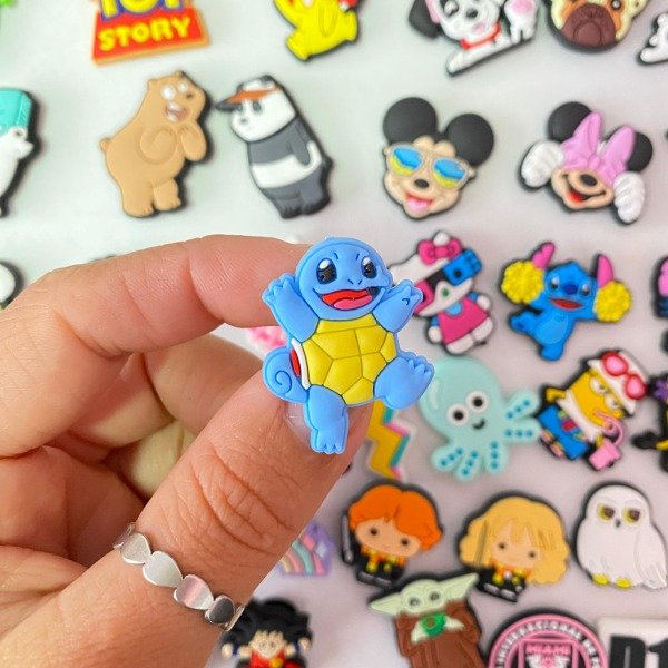 Producto - PINS CROCS SQUIRTLE