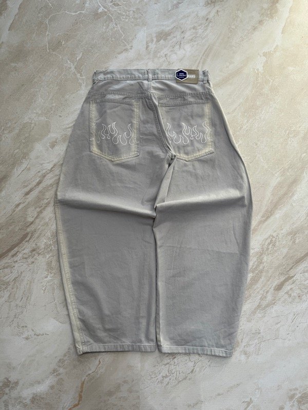 Producto - Jean Baggy White Flama