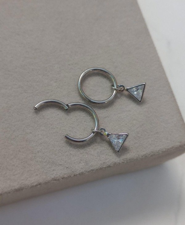 Producto - Argollitas con Bisagra y Cubic - Triángulos - 0