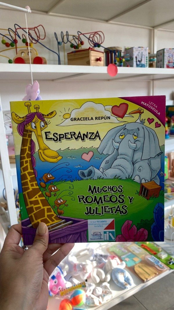 Producto - " Esperanza" y "Muchos Romeos y Julietas" de Graciela Repún