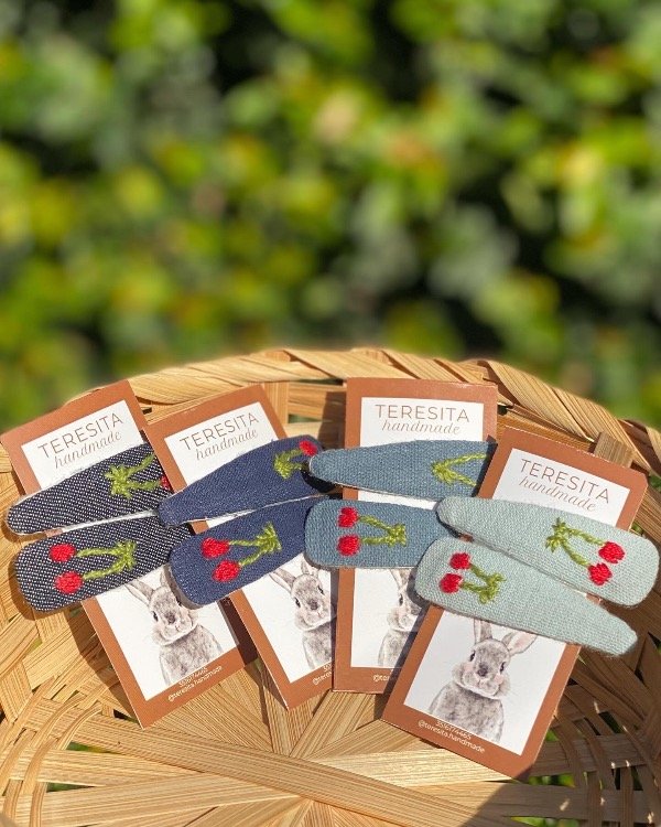 Producto - Clips con cerezas