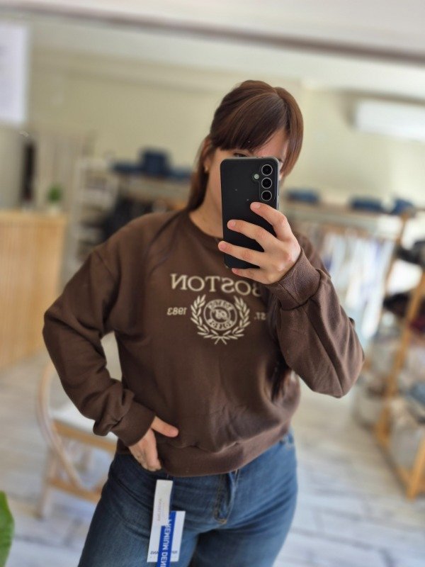 Producto - Buzos Rústicos Boston Bordados Choco