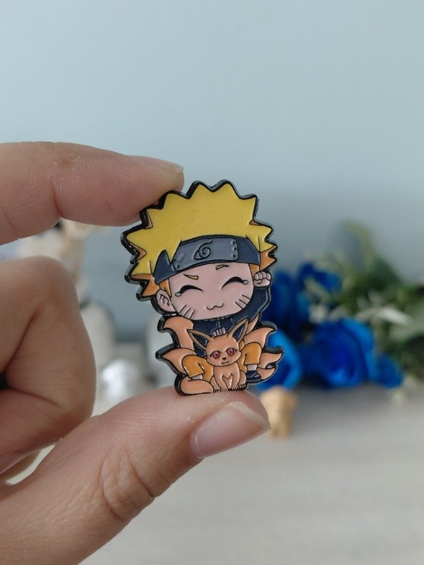 Producto - Pin metalizado - Naruto #0639