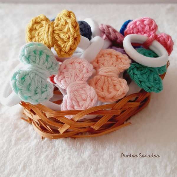 Producto - Coleros con moñitos tejidos al crochet "Alba" x2 MINIS