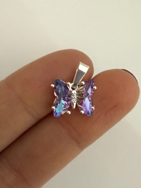 Producto - DB632 Mariposa lila tornasol acero blanco 1 cm