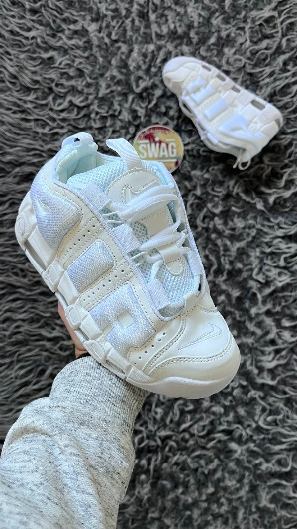 Producto - AIR MORE UPTEMPO LOW TRIPLE WHITE - 1