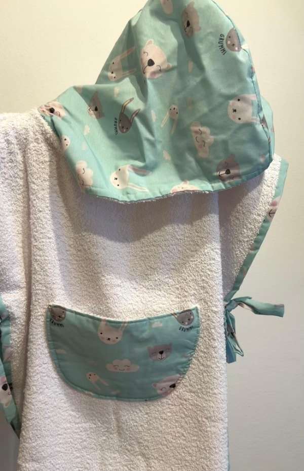 Poncho bears aqua