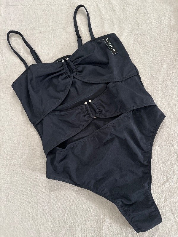 Producto - ENTERIZA NELY CON DETALLES DE AVÍOS NEGRA