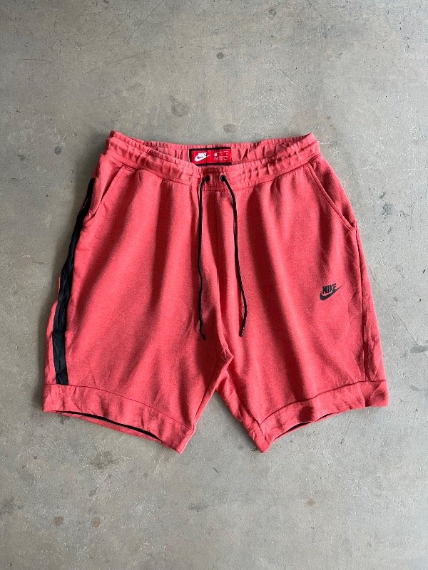 Producto - SHORT DE ALGODÓN NIKE TECH FLEECE (XL)