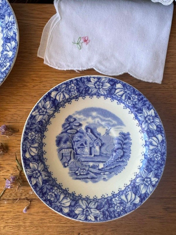 Producto - Plato de té de loza inglesa Enoch Woods Burslem Colonial