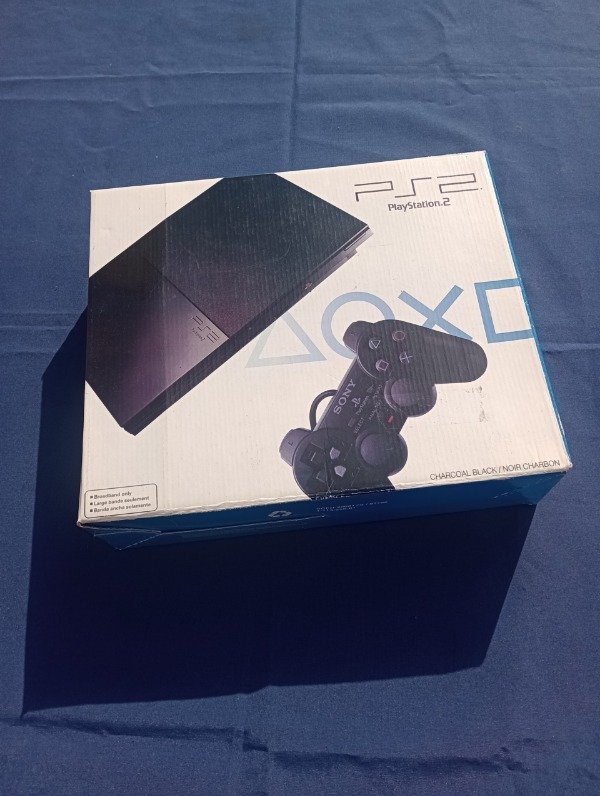 Producto - Playstation 2 (en caja)