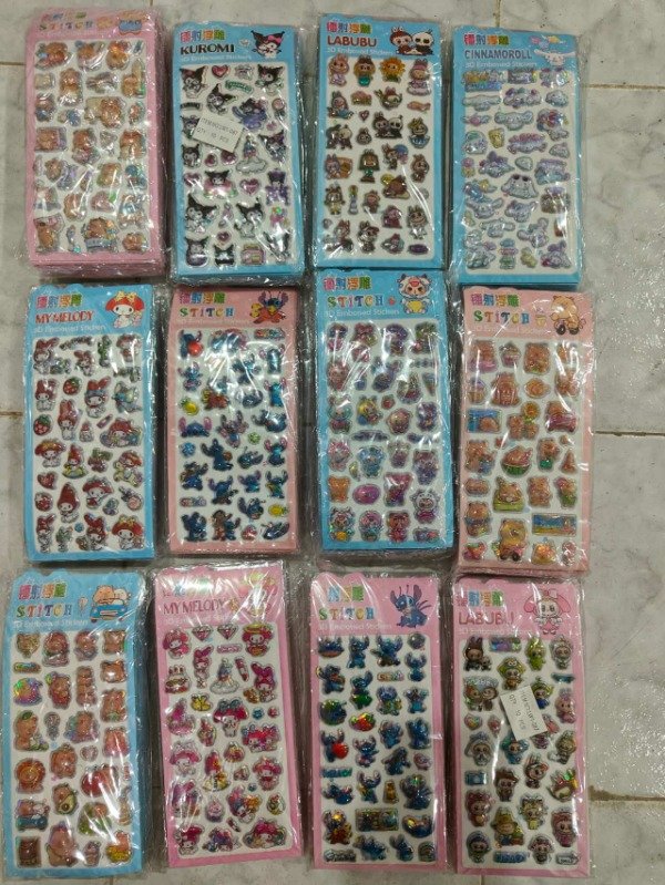 Producto - LW1-0087 STICKER  3D SANRIO LABUBU CAPIBARA STICH SURTIDO