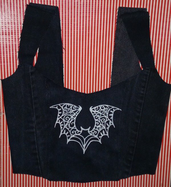 Producto - CORSET BAT JEANS reciclado