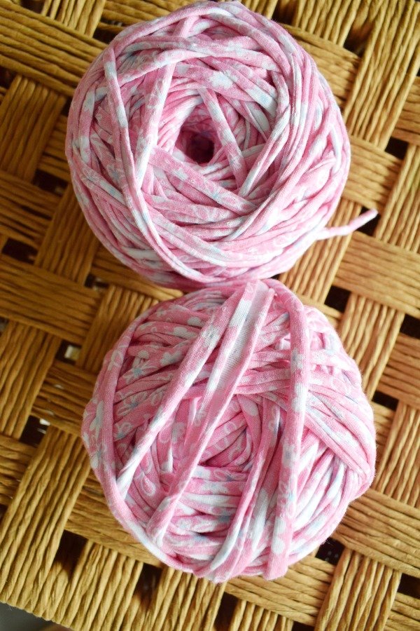 Producto - Totora 150gr Rosa ,flores Blancas y Celestes
