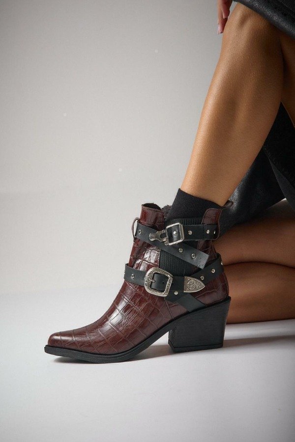 Producto - ELEKTRA CUERO CHOCO