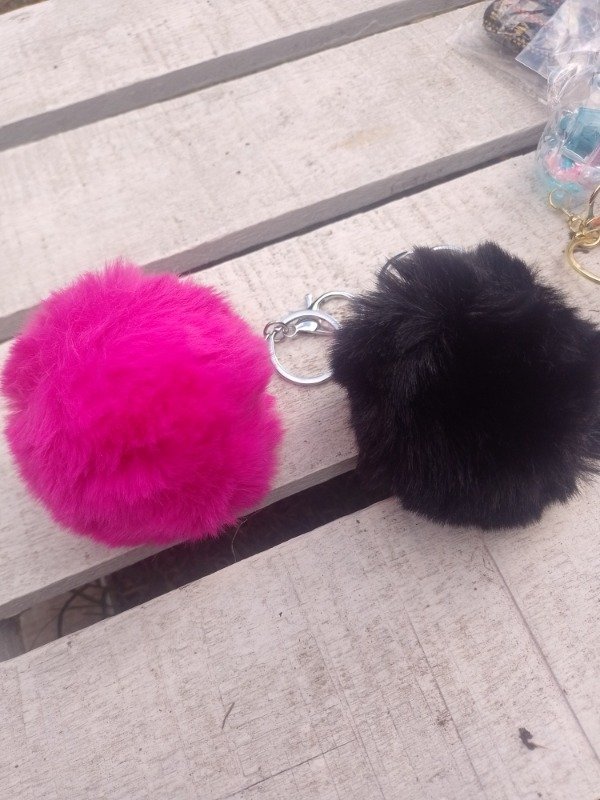 Producto - Llavero pompon