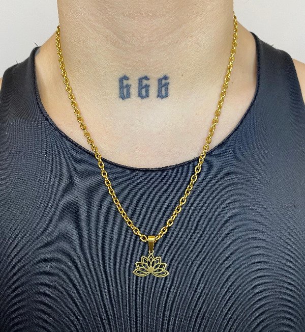 Producto - Collar flor de loto dorado