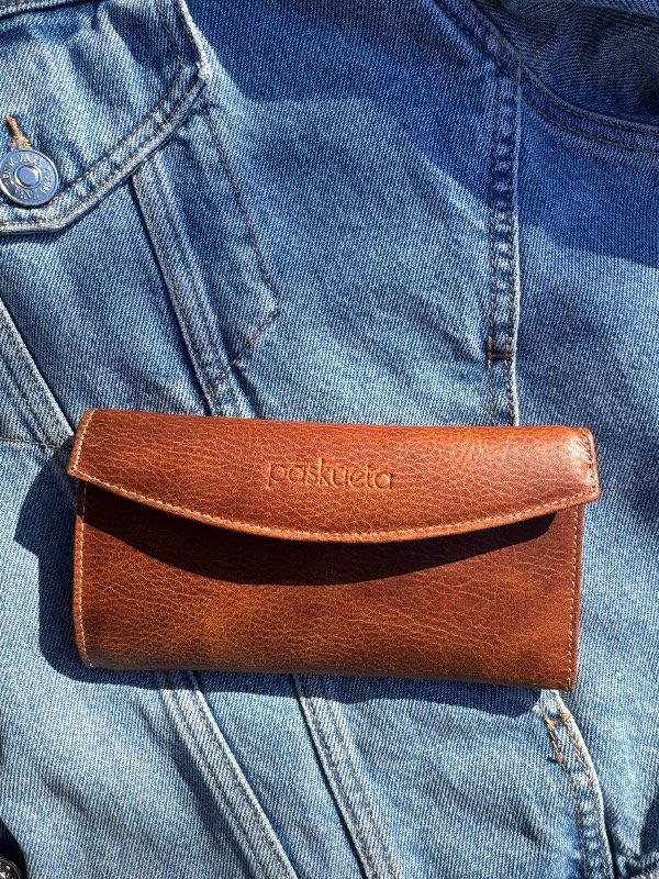 Producto - Billetera Simple Suela