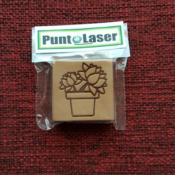 Producto - Bajo Relieve - 4 x 4 cm - Cod. 1043