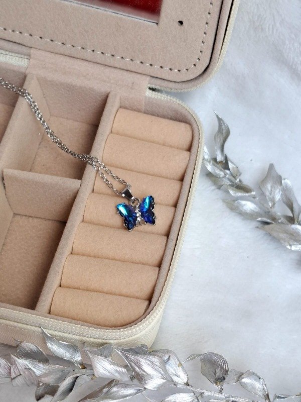 Producto - Collar de mariposa Azul